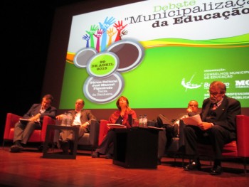 Comunidade Educativa do Barreiro e Moita Afirma que municipalização coloca em causa a escola pública
