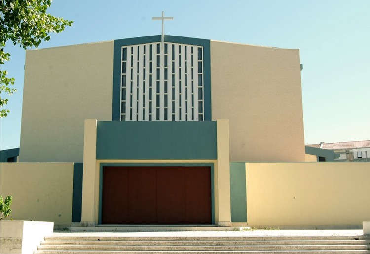 Festa da Dedicação da Igreja de Santa Maria do Barreiro Em 18 de Janeiro de 1970 foi considerada concluída