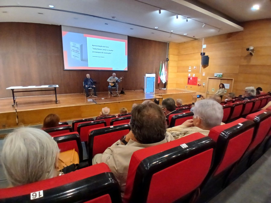 Barreiro – Armando Sousa Teixeira no ISEL Apresentou «CABO RUIVO AMOR E REVOLTA EM TEMPOS DE REVOLUÇÃO« e de memórias intensas