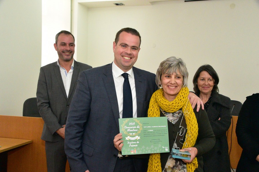 FATY LOPES vence XVI edição do Concurso Montras de Natal Barreiro 2017 BOUTIQUE DAS FLORES segundo prémio e GREEN COLOR terceiro