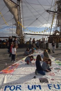 Porto de Setúbal foi escolhido para receber a visita do veleiro «Tres Hombres»