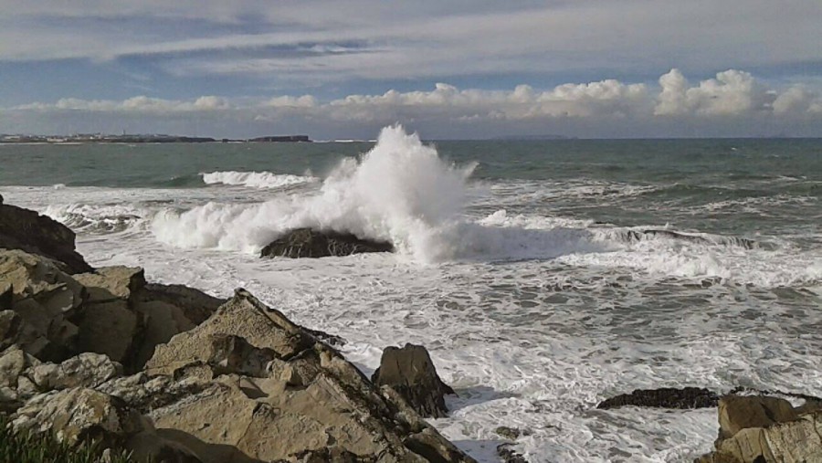 Marinha e a Autoridade Marítima Nacional alertam para o agravamento do estado do mar nos próximos dias no Arquipélago dos Açores e no Continente