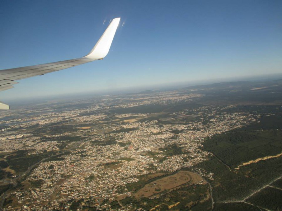 Comissão de Trabalhadores da TAP e Plataforma Cívica BA6 Não A indefinição quanto ao aeroporto de Lisboa tem implicações gravosas para o país