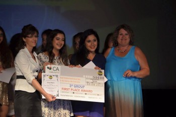 Seixal - Joana Videira & Mariana Dias - duas jovens de Corroios - C.C.R.Alto Moinho vencem FIRST PLACE AWARD no escalão «grupos» no festival Internacional da Canção