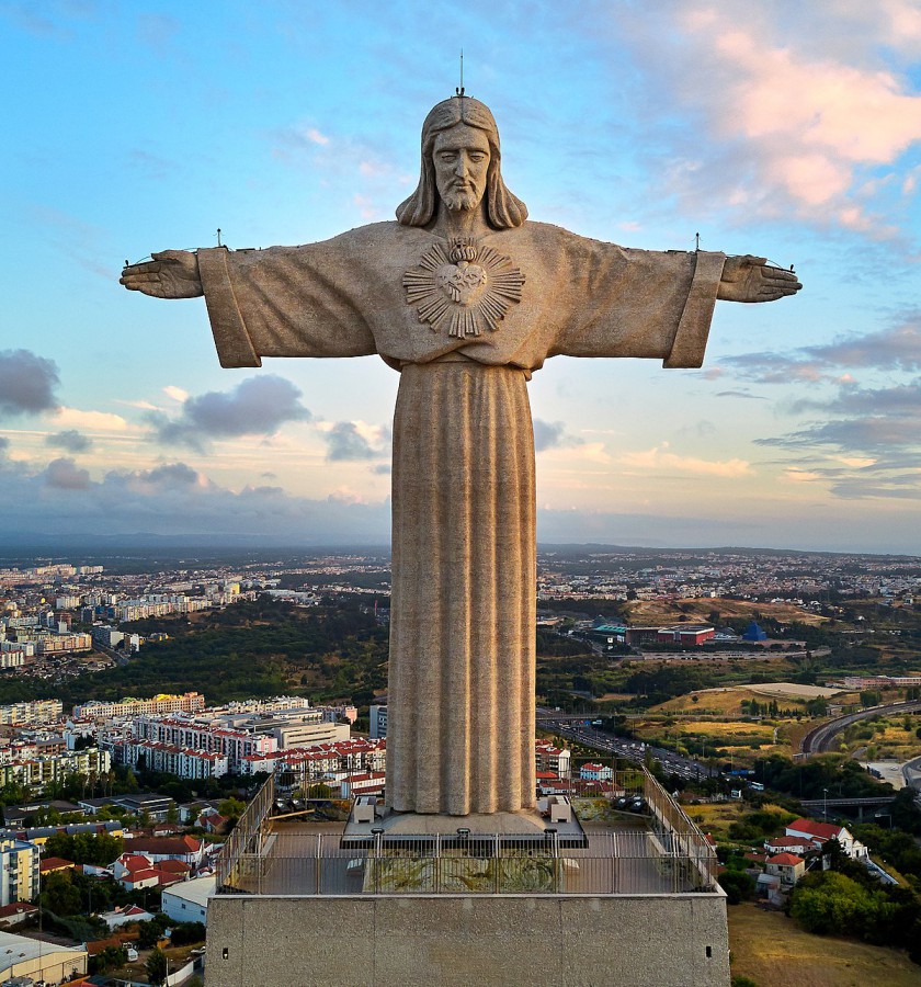 Almada - Dia Mundial dos Avós e Idosos Bispo de Setúbal convoca todos os avós e netos para um encontro no Santuário do Cristo Rei