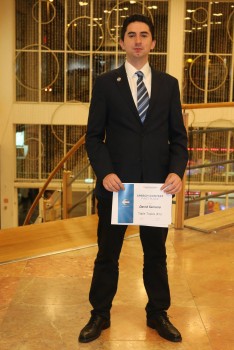 Toastmasters do Barreiro na competição europeia de discursos David Serrano aluno da Faculdade de Ciências e Tecnologia em Amesterdão
