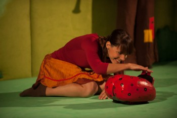 Moita - Projeto «De Pequenino…» regressa este mês de outubro Dança e música para bebés na Biblioteca Municipal Bento de Jesus Caraça