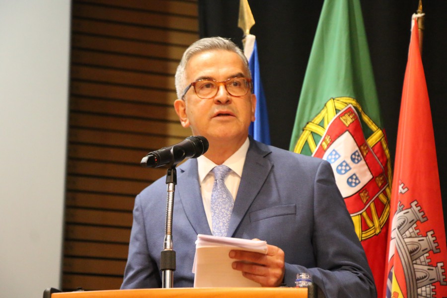 Tomada de posse órgãos do Município de Alcácer do Sal Presidente reeleito apresenta conjunto de compromissos para os primeiros 100 dias do mandato