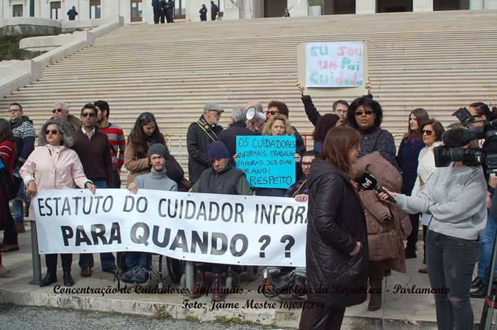 Manifestação de Cuidadores Informais Pela aprovação do Estatuto de Cuidador Informal