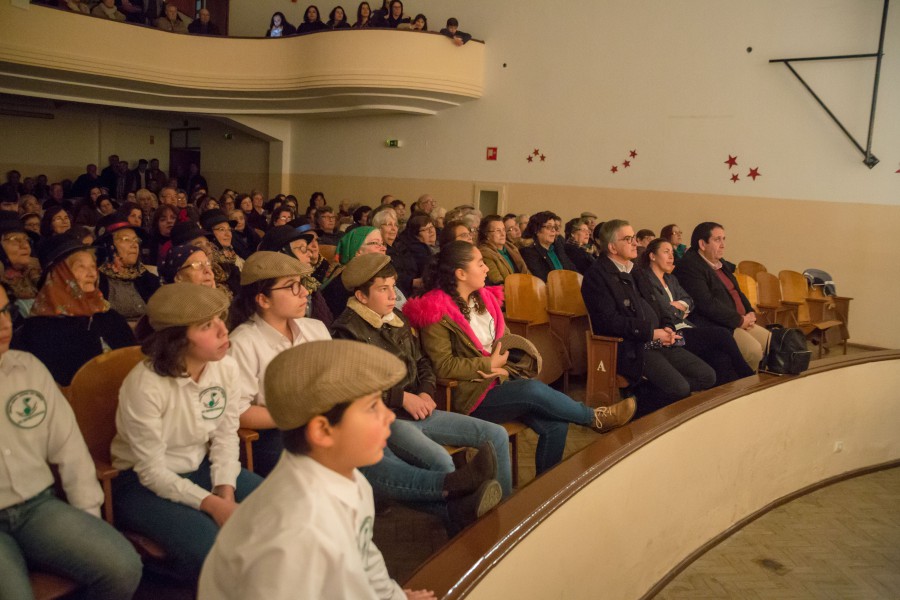 Alcácer do sal - Teatro Vicente Rodrigues Acolheu Encontro de Grupos Corais da Sociedade 1º de Janeiro Torranense