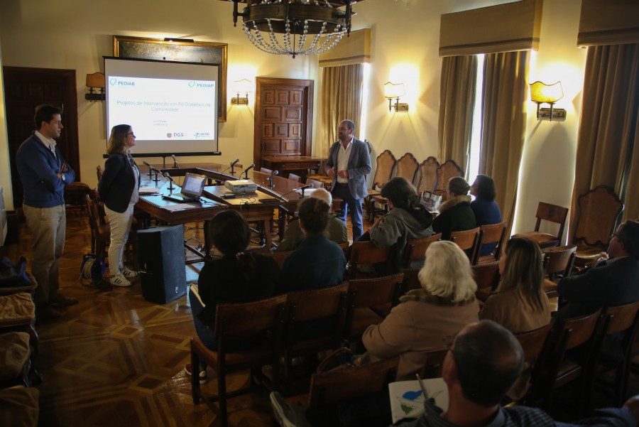Alcácer do Sal coopera no tratamento do pé diabético Encontro de apresentação de um protocolo que vai ser desenvolvido no concelho