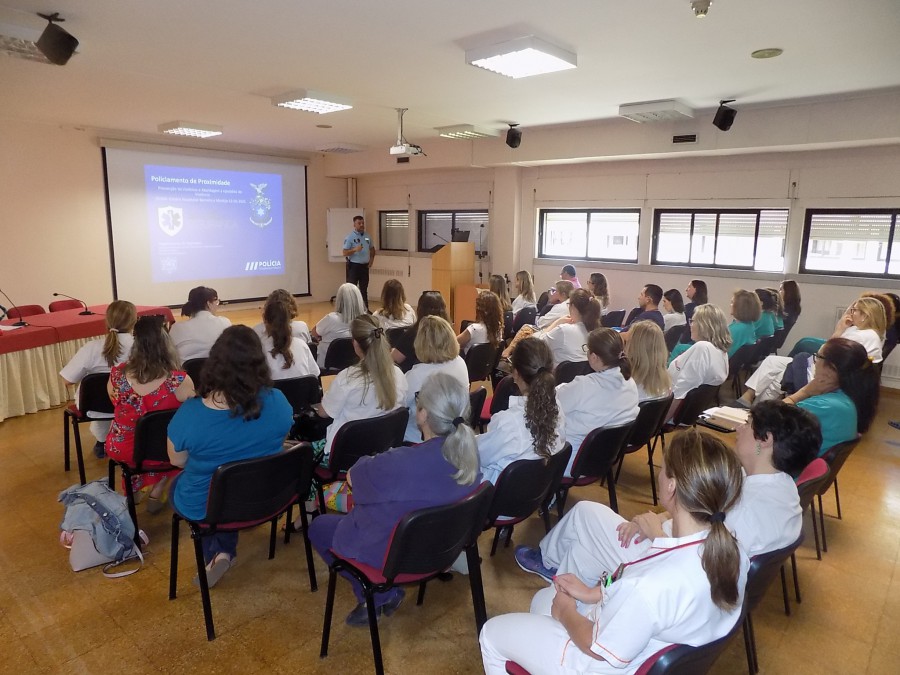 BARREIRO - Unidade Local de Saúde do Arco Ribeirinho SESSÃO DE SENSIBILIZAÇÃO SOBRE VIOLÊNCIA CONTRA OS PROFISSIONAIS DE SAÚDE