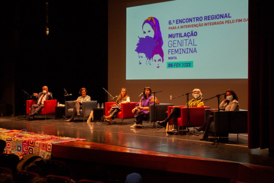 Moita - 6º Encontro Regional pelo Fim da Mutilação Genital Feminina «A Mutilação Genital Feminina é uma violação dos direitos humanos»