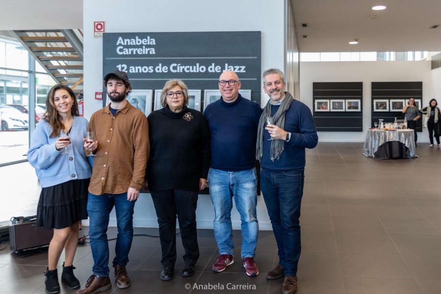 No Stand da Audi – Caetano Drive Setúbal Exposição 12 anos de Círculo de Jazz de Anabela Carreira do Barreiro