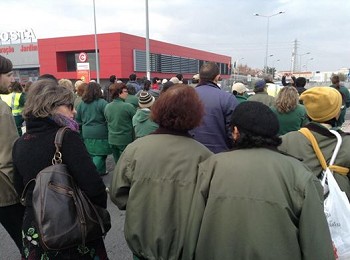 Semana de Indignação e Luta no Distrito de Setúbal Em Santiago do Cacém concentração no Hospital do Litoral Alentejano