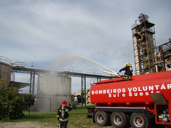 Bombeiros do Sul e Sueste - Barreiro Exercício de Combate a Incêndio Industrial