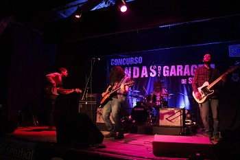 Alcobacenses Stone Dead foram os grandes vencedores do 10.º Concurso de Bandas de Garagem de Setúbal