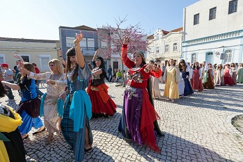 Moita - Cortejo Histórico Etnográfico «Alhos Vedros Através do Tempos» 400 figurantes viajam pelos tempos antigos de Alhos Vedros