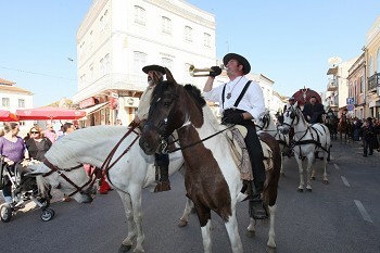 Partida da Romaria a Cavalo Moita – Viana do Alentejo Hoje dia 23 de abril às 9h00 na Igreja Paroquial da Moita