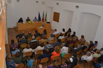Montijo - Sala Cheia para o lançamento do CD da Tuniseti Um grupo de homens e mulheres dedicados à cultura que muito nos honram