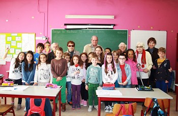 Na Baixa da Banheira - Moita ABRIL UM LAÇO ENTRE GERAÇÕES