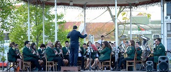 Na Praça da República - Montijo Concerto da Banda da Sociedade Filarmónica 1.º de Dezembro