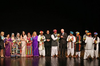 Espetáculo Rajasthani Folk Dance Group em Setúbal Esgotou Fórum Municipal Luísa Todi