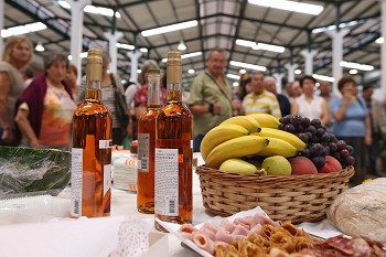 Mercado do Livramento - Setúbal 138 anos assinalados com festa e celebração de acordo entre a Câmara Municipal e os comerciantes