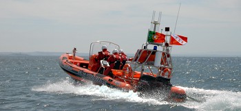 Sagres NAUFRÁGIO DE EMBARCAÇÃO À ENTRADA DO PORTO DA BALEEIRA