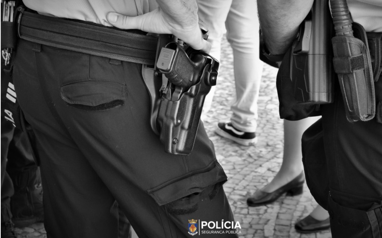 Seixal – Apreendidas 824 botijas de óxido nitroso Substância psicoativa constitui uma ameaça para a saúde pública