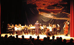 Auditório Municipal recebe espectáculos “Honori Perpatimata – entre o sonho e a realidade”, pela Companhia Portuguesa de Bailado Contemporâneo