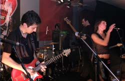 No Seixal XI Festival de Música Moderna Corroios´2006 NEW CONNECTION sagraram-se vencedores da 11ª edição