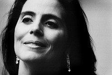 Moita - Baixa da Banheira Cristina Nóbrega - Nova voz do fado no Fórum Cultural José Manuel Figueiredo