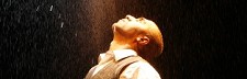 Khalid K apresenta espectáculo no Cine Teatro S. João “A Volta ao Mundo em 80 Vozes” passa por Palmela