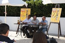 No Castelo de Sesimbra ZimbraMel – Feira do Mel da Península de Setúbal