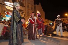 No Dia de Reis Reis Magos visitam Sesimbra com ofertas para as crianças do concelho