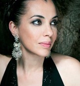 EM SESIMBRA, NO CINETEATRO MUNICIPAL JOÃO MOTA ESPECTÁCULO ÚNICO DE TEREZA SALGUEIRO