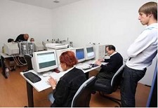 Informática para Idosos no Seixal Programa Teclar tem início hoje