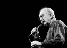 EM SESIMBRA José Mário Branco no Cineteatro Municipal João Mota