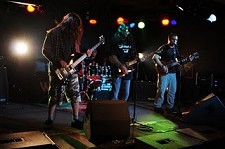 Banda de Rock «Skewer« - Barreiro Estão promovendo o novo CD «Time Patiences and Hopes»
