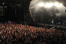 Mickael Carreira em Setúbal Atraiu uma multidão de espectadores à Feira de Sant’Iago