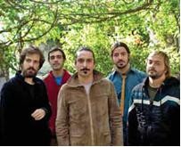 No Auditório Municipal do Fórum Cultural do Seixal Diabo na Cruz apresenta Virou!