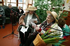 Crianças e idosos no concelho da Moita Comemoram Dia dos Namorados