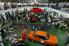 Automobilia Ibérica no Pavilhão de Exposições da Moita Automóveis clássicos e antigos