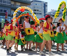 Festas de Almada 2011 Praças e bairros do concelho de Almada ganham outra vida