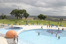 Entradas livres na Piscina em Abrantes Actividades de skate no Parque Radical assinalam Dia Internacional da Juventude