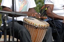 Festa do Diálogo Intercultural em Sesimbra Hoje, dia 14, domingo, 18 horas, Largo da Marinha