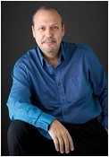 Cinema-Teatro Joaquim d’Almeida no Montijo Carlos Mendes apresenta «Margem Esquerda»
