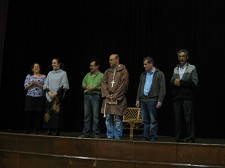 Teatro Gestual uma tradição no Barreiro Os actores da Associação de Surdos fizeram o público sorrir