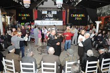 Séniores do concelho de Santiago do Cacém participam em Baile de Carnaval Festa decorre no Salão de Festas do Pavilhão Galp Energia